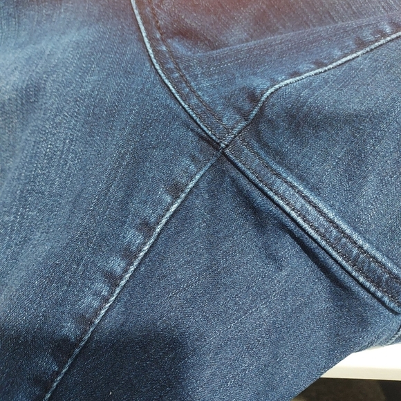 Women's Skinny Jeans in Dark Blue - Picture 12 of 12